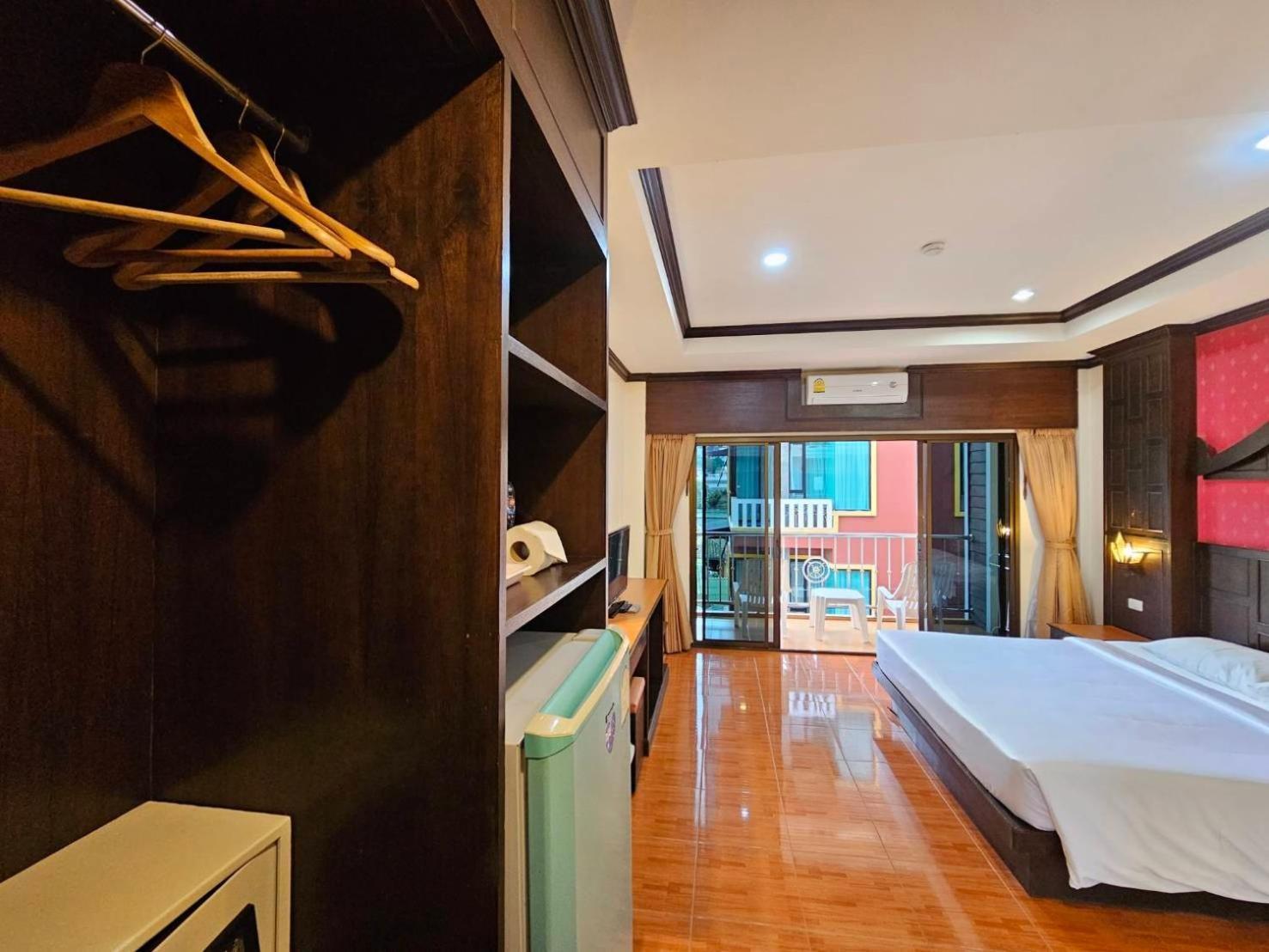 Nanai 2 Residence Patong Phuket Extérieur photo