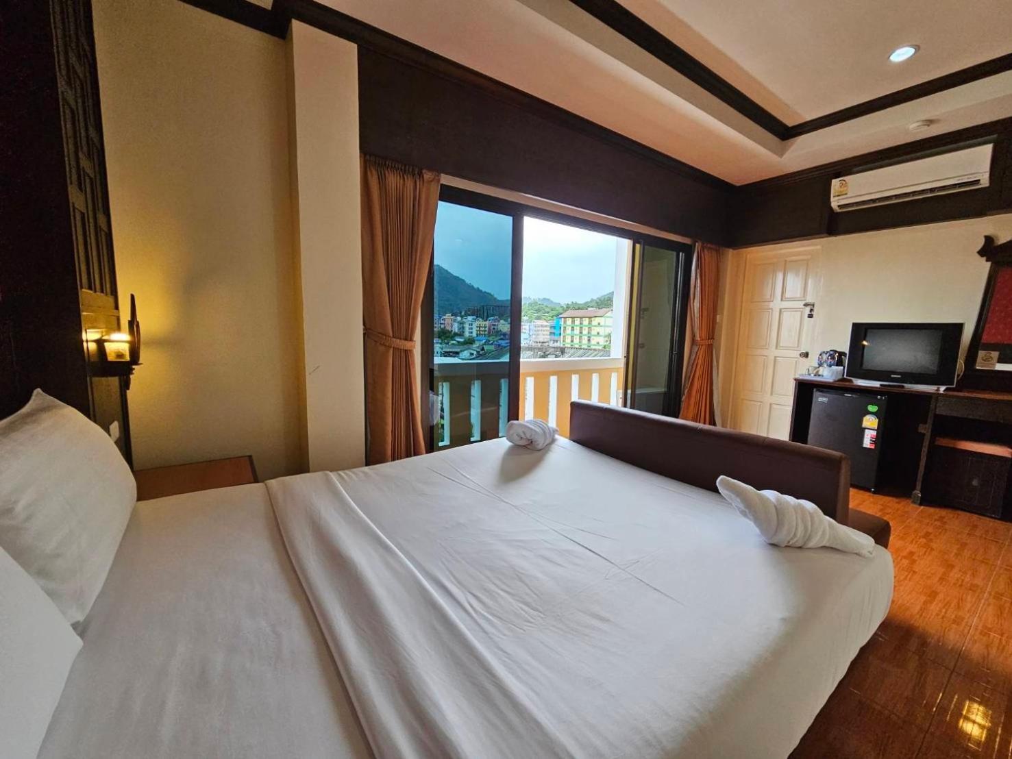 Nanai 2 Residence Patong Phuket Extérieur photo