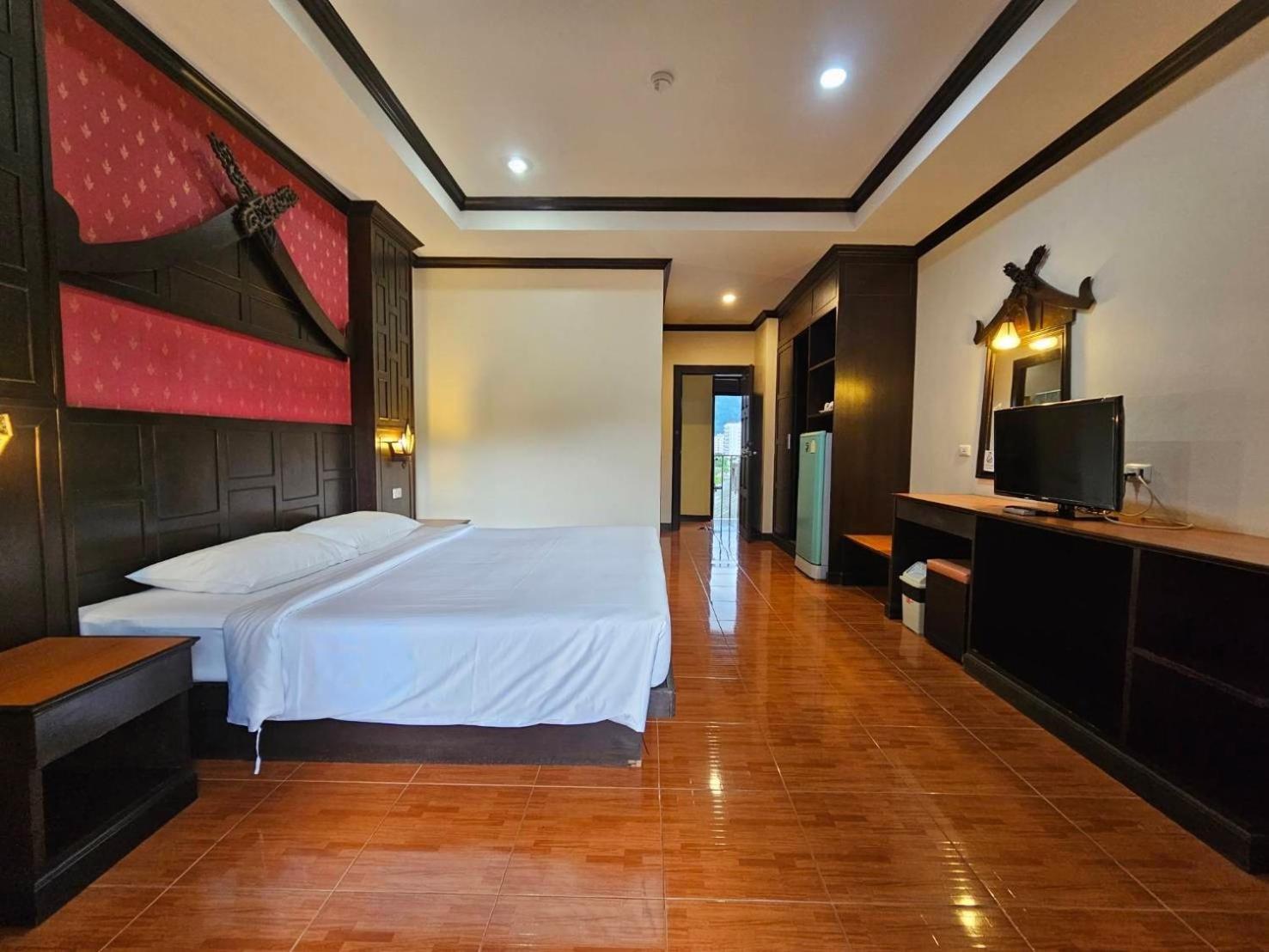 Nanai 2 Residence Patong Phuket Extérieur photo